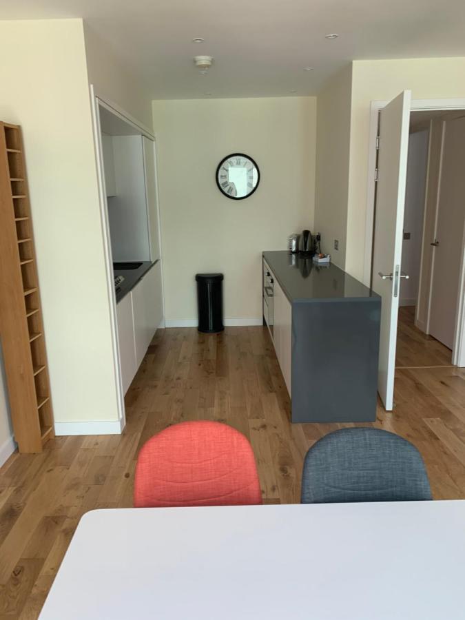 Quartermile 1 Bedroom Apartment - With Free Parking Included เอดินบะระ ภายนอก รูปภาพ